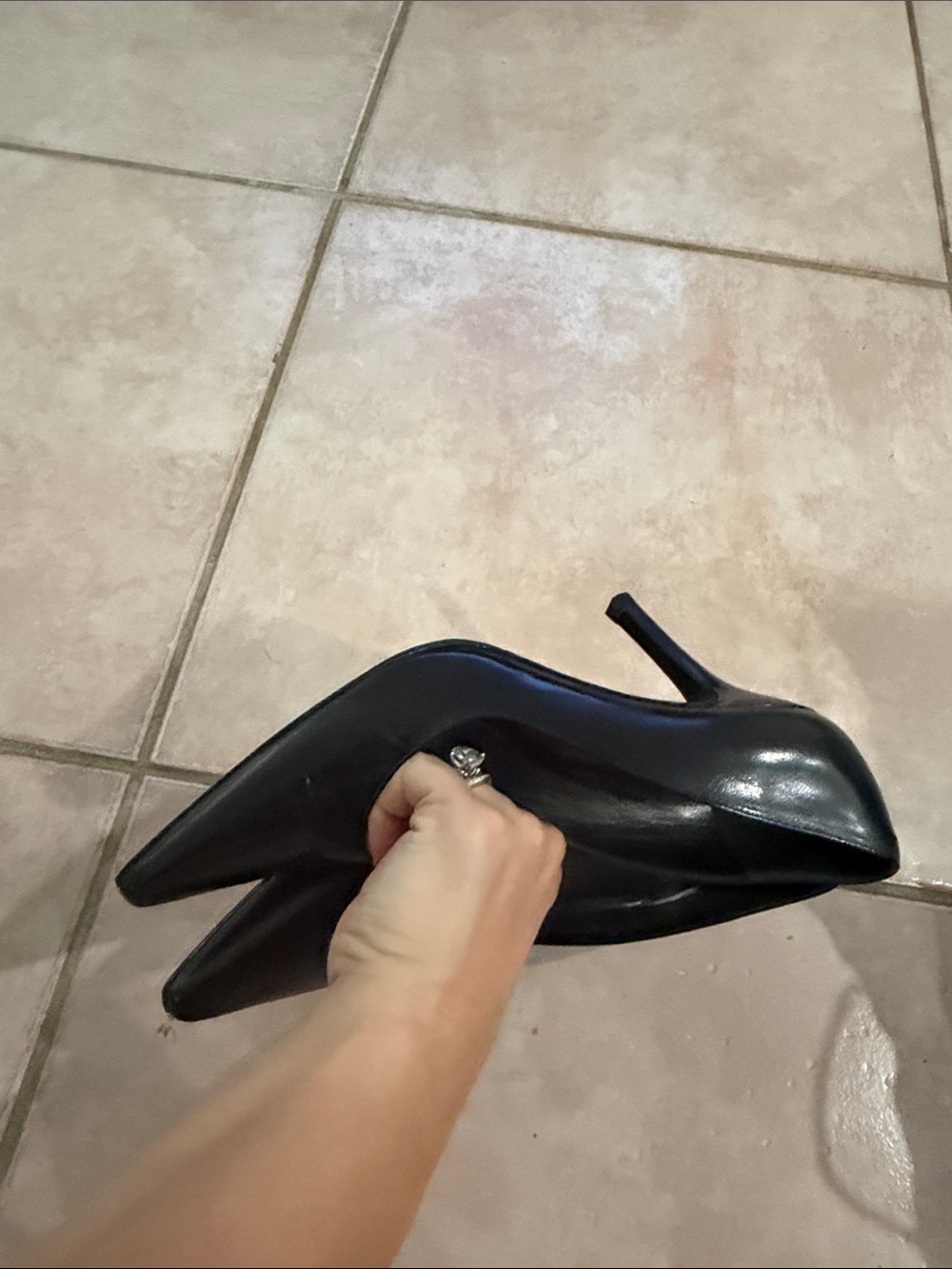 Stuart Weitzman Black Pointed Leather Pumps - Classic Heel size 6 1/2 @@@@ - Picture 4 of 9